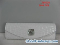 white color evening bag图1