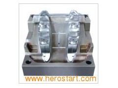 Plastic Injection Mould for Lamp Mould图1