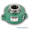 Stationary pneumatic chucks