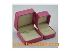 Pink Leather Jewelry Box图1
