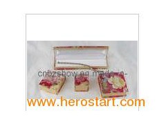 Elegant Embossed Jewelry Box图1