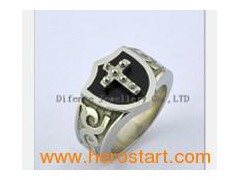 Classic Fashion Man Stainless Steel Cross Finger Ring Jewelry (RZ8361)图1