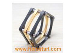 Fashion Men′s Stainless Steel Jewelry Band Ring (HXR454)图1