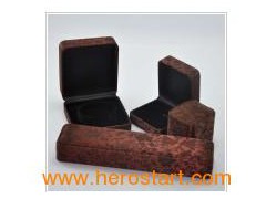 Velvet Jewelry Box图1