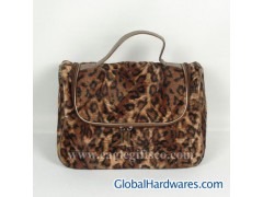 Animal print plush cosmetic case图1