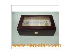 Perfume Box Wood with Windows图1