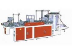 Bags Making Machine - PERFORATED T-SHIRT BAGS ON ROLL MAKING MACHINE图1