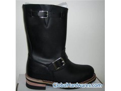 offer work boots .图1