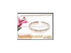 stainless steel bangle with magnets ,we have stocks .图1