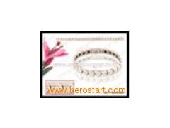 stainless steel bangle  with magnets ,we have stocks .图1