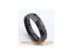 Black faceted tungsten ring图1