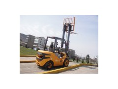 Diesel Forklift Truck With Xinchai A495BPG Engine (HH30Z)图1
