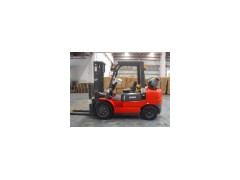 2.0-3.5t Petrol Forklift Truck (CPQD20/25/30/35)图1