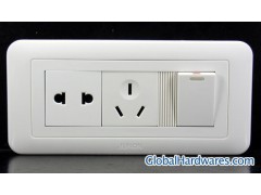 Two Pin And Three Pin Socket With One Gang One Way Switch (Small Button)图1