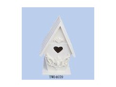 Wooden bird house图1