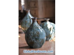 Antique ceramic vase图1
