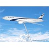 Airplane model B777-200