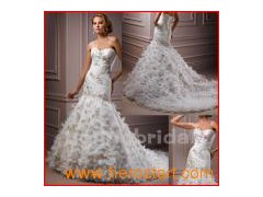 Trailing Style Appliqued&Beaded Wedding Gown (004)图1