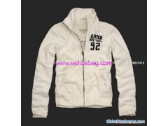 Abercrombie and Fitch Outwear图1